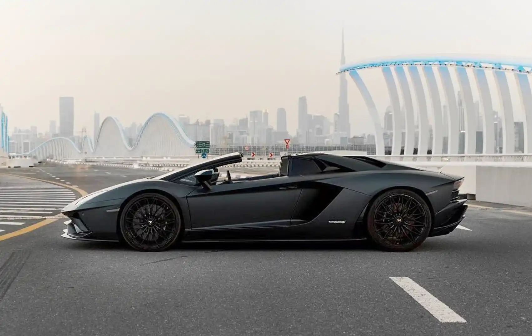 Lamborghini Aventador Roadster Black for Rent in Dubai photo 2