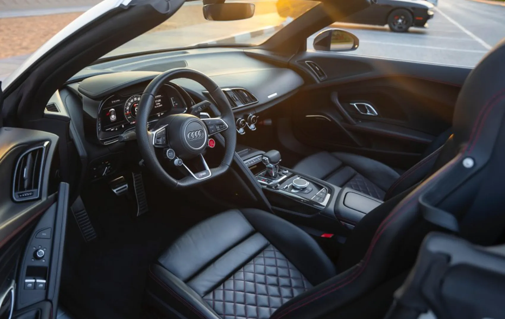 Rent an Audi R8 Spyder White in Dubai photo 3
