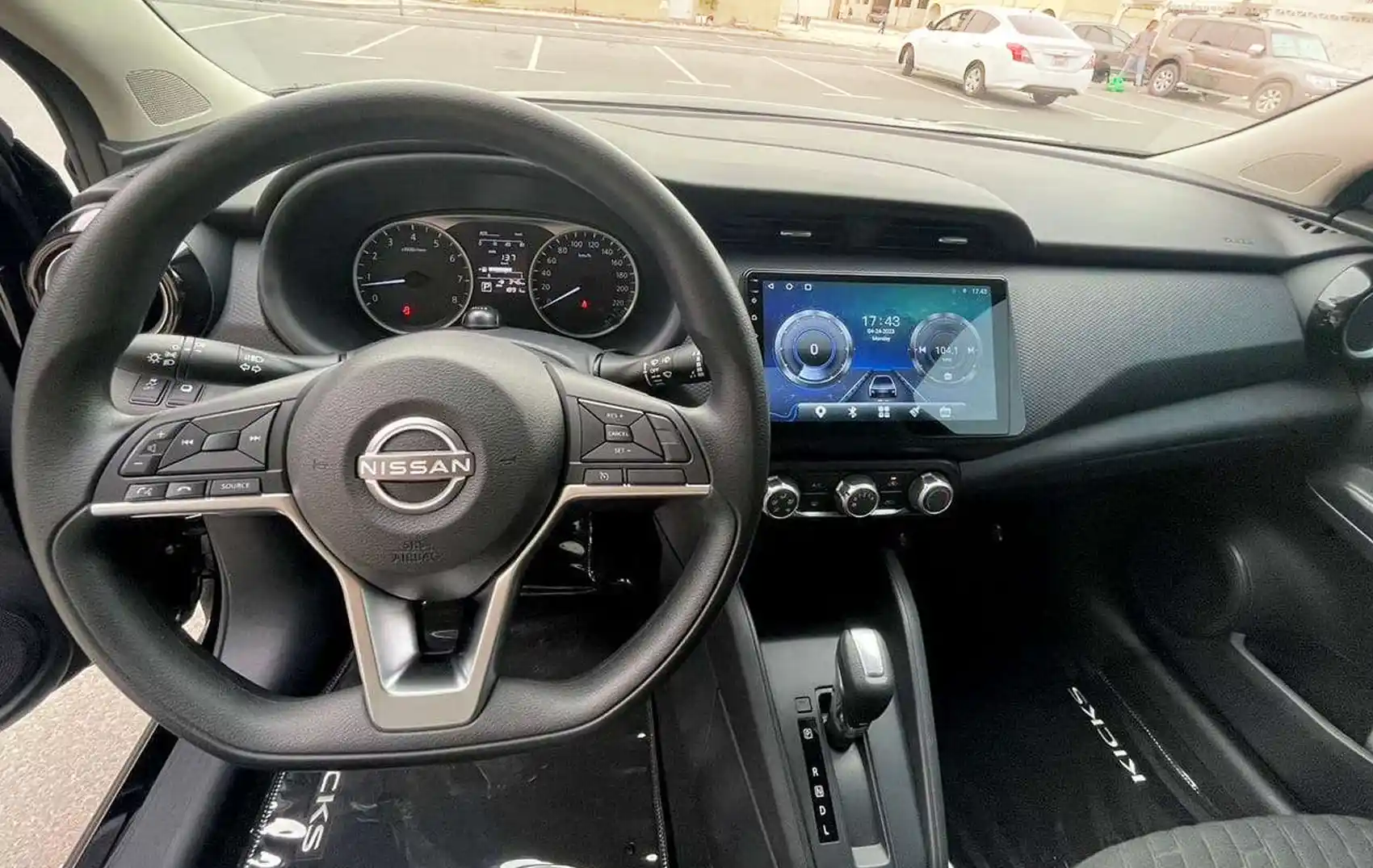 2024 Nissan Kicks White for Rent in Dubai photo 4