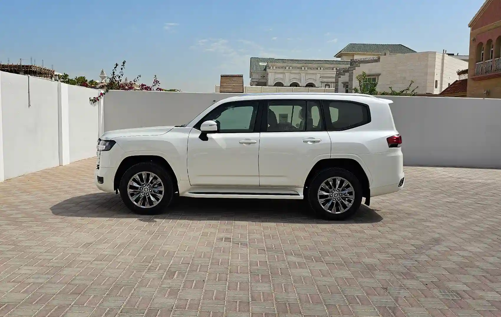 Rent 2025 Toyota Land Cruiser GXR White in Abu Dhabi photo 3