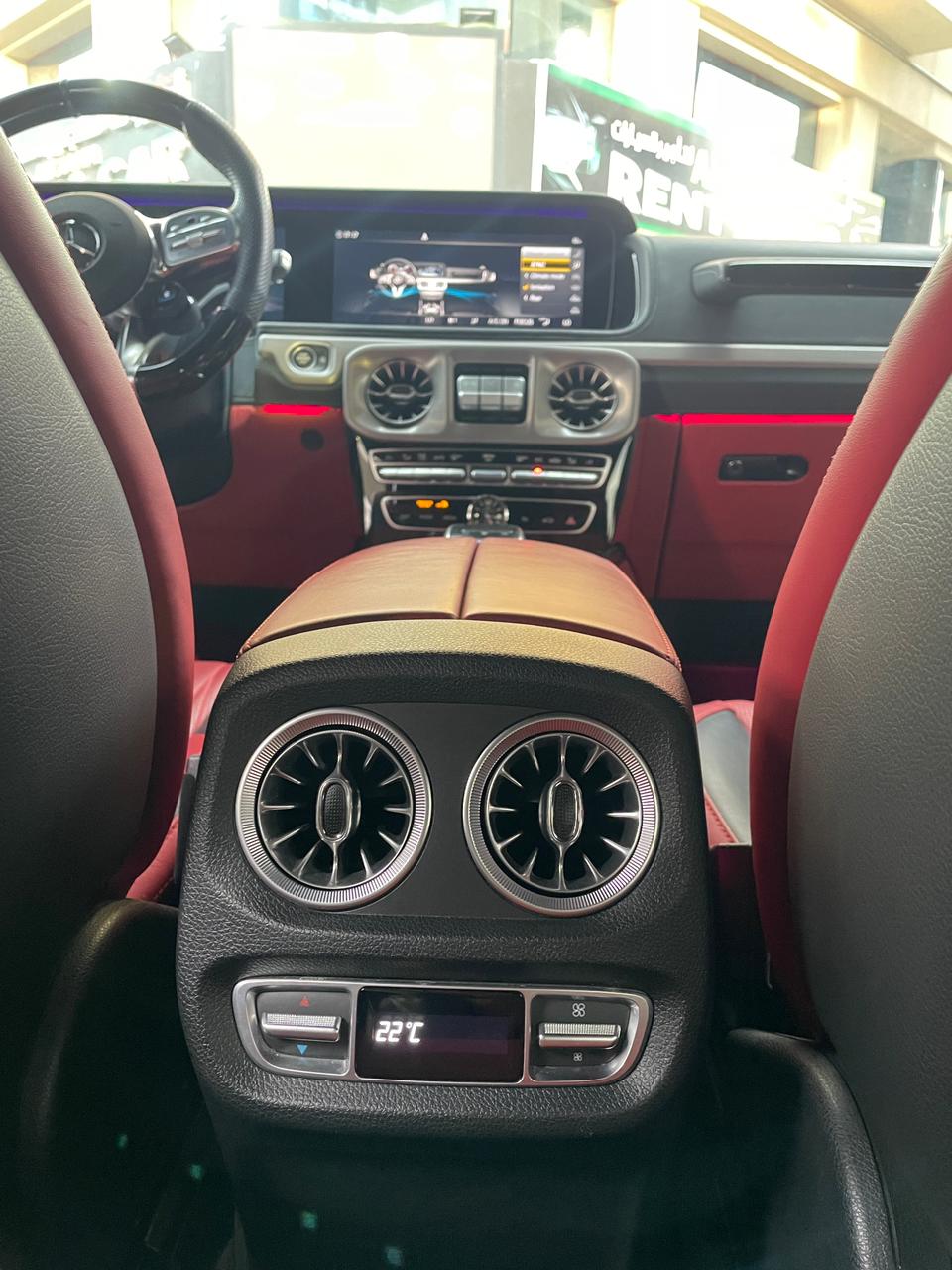 2022 Mercedes-Benz G63 AMG White for Rent in Dubai photo 5