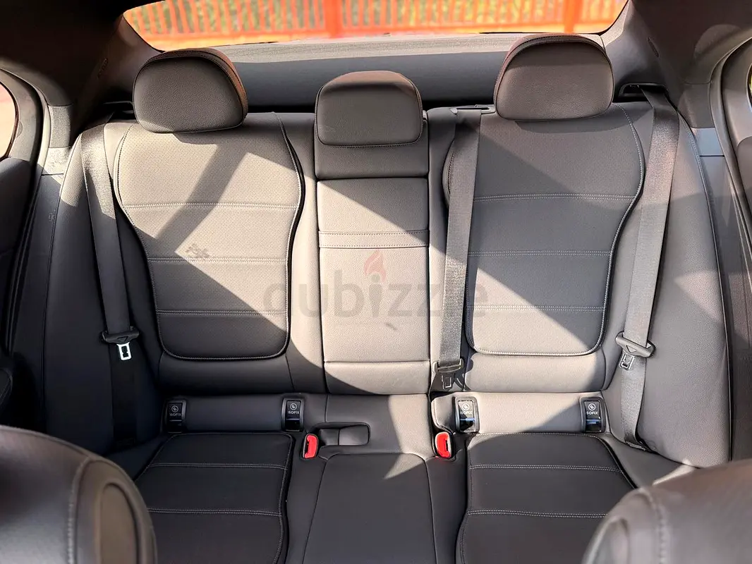 2023 Mercedes-Benz C-Class for Rent in Sheikh Zayed Road photo 5