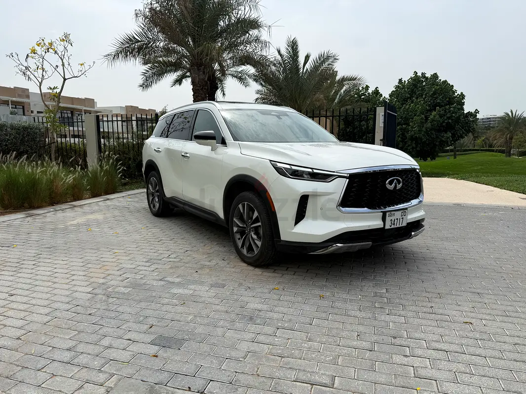 Hire 2024 Infiniti QX60 in Al Quoz 4 photo 3