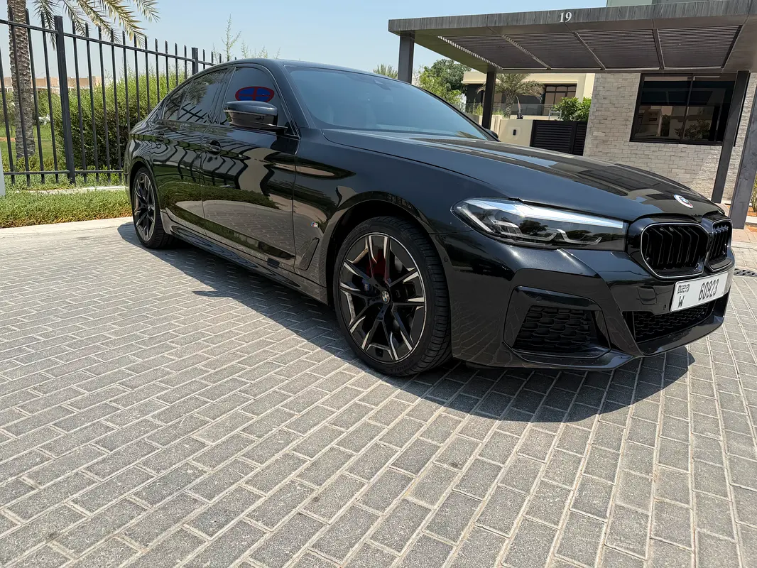 2023 BMW 5-Series Rental in Al Quoz 4 photo 4