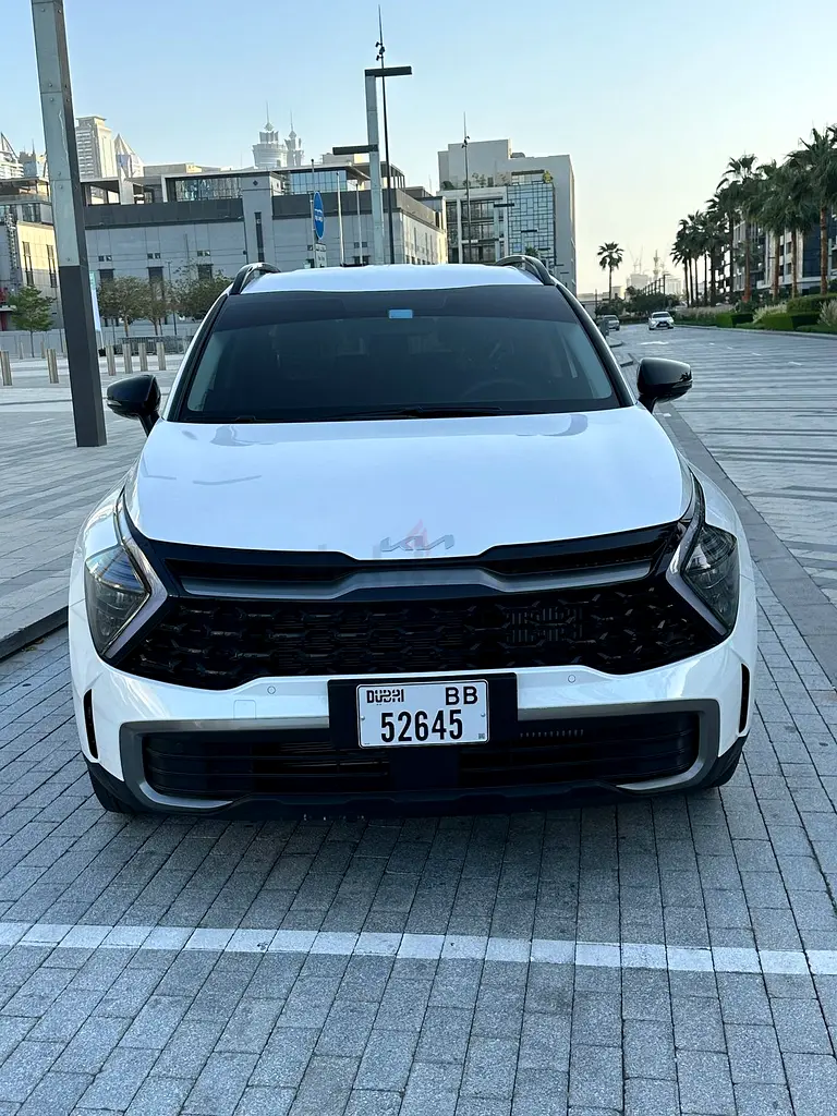 2025 Kia Sportage for Rent in Hor Al Anz photo 1