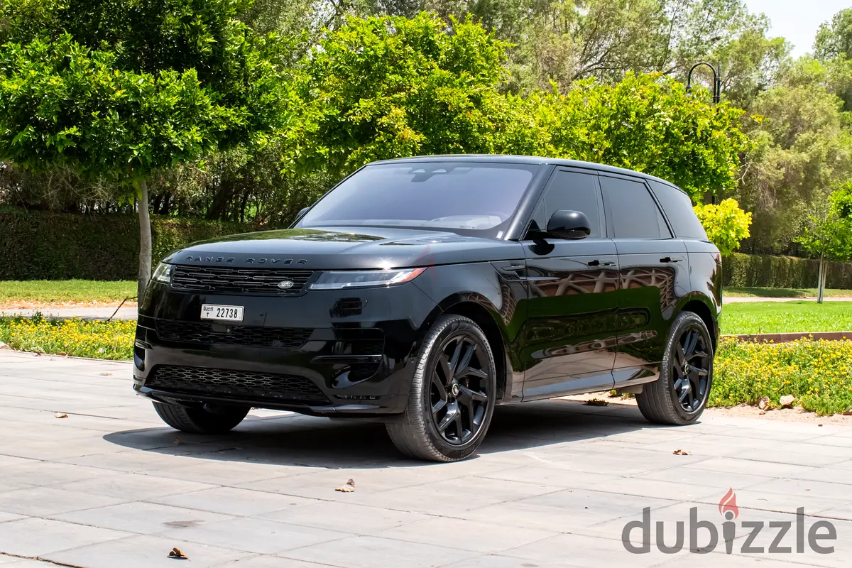 2023 Land Rover Range Rover Sport for Rent in Palm Jumeirah photo 4