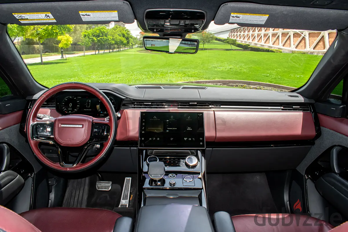 2023 Land Rover Range Rover Sport for Rent in Palm Jumeirah photo 9