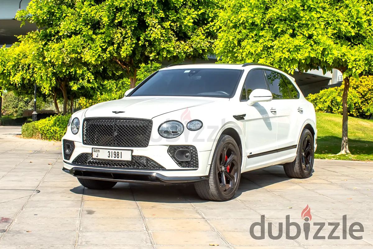 2021 Bentley Bentayga for Rent in Palm Jumeirah photo 2
