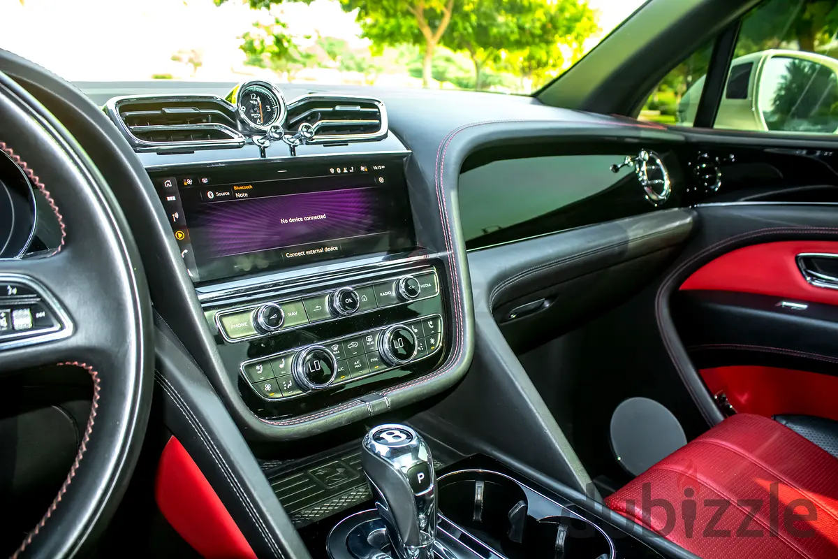 2021 Bentley Bentayga for Rent in Palm Jumeirah photo 9