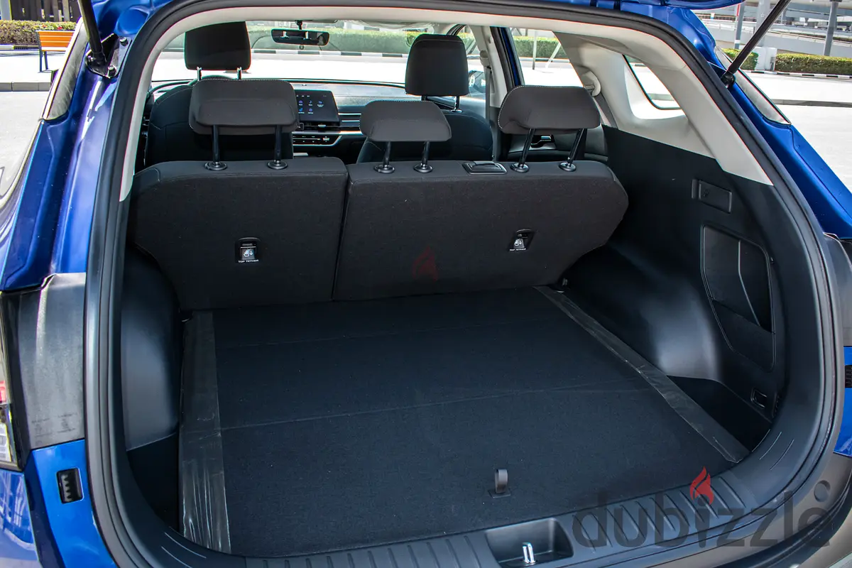 2025 Kia Sportage for Rent in Al Quoz Industrial Area 2 photo 10