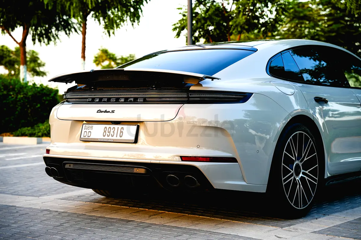 2025 Porsche Panamera for Rent in Al Barsha 1 photo 3