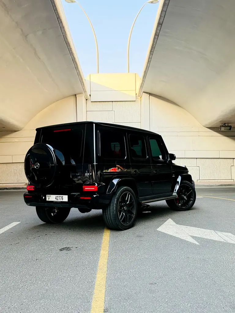 2024 Mercedes-Benz G-Class for Rent in Business Bay (Black) photo 3