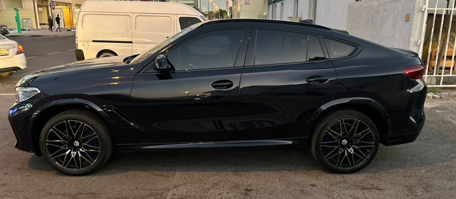 Rent 2023 BMW X6 Black in Dubai photo 2