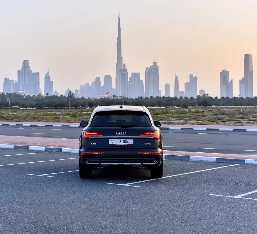 2024 Audi Q5 for Rent in Al Garhoud photo 3