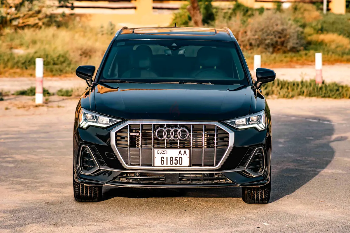 2023 Audi Q3 for Rent in Al Quoz 4 photo 2