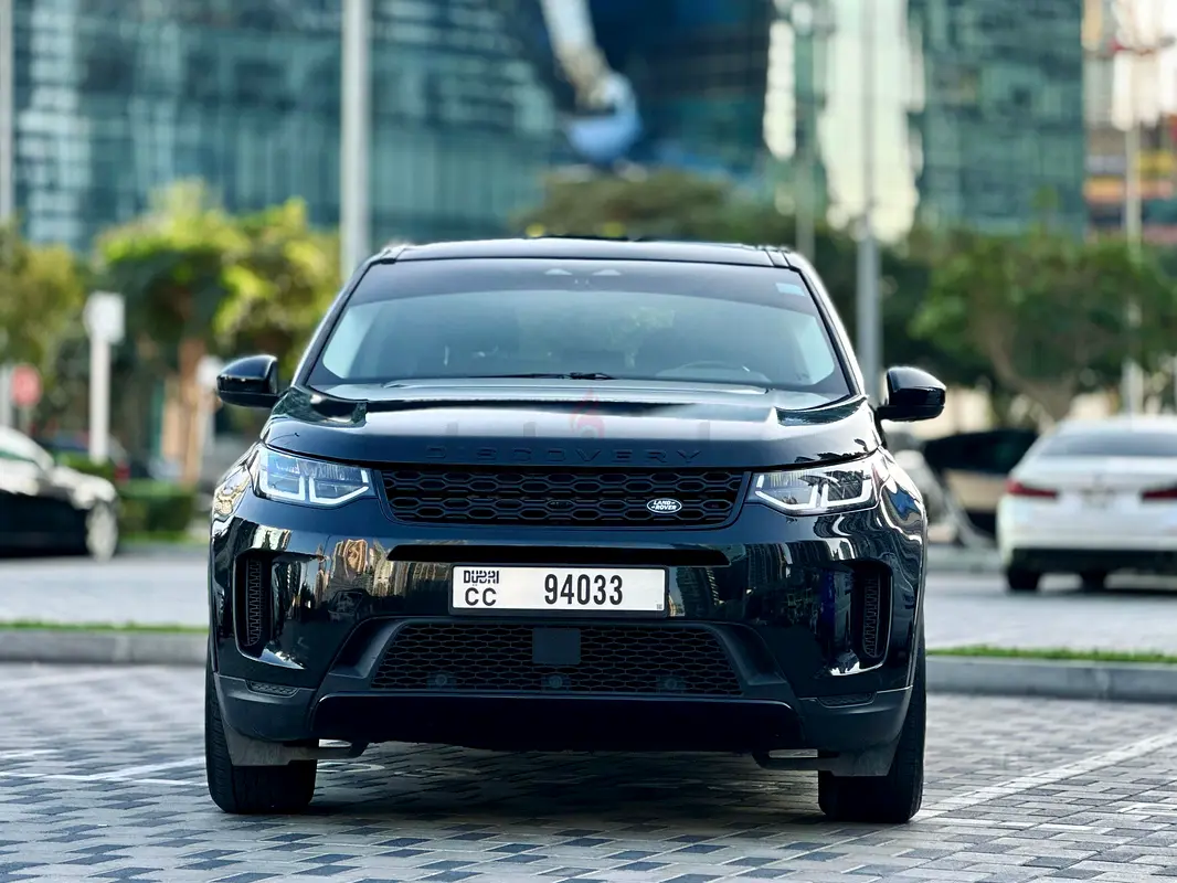 Rent 2023 Land Rover Discovery in Business Bay photo 5