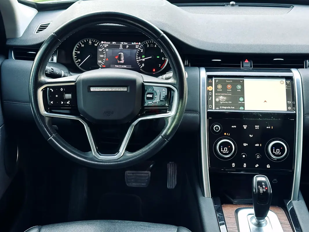 Rent 2023 Land Rover Discovery in Business Bay photo 9