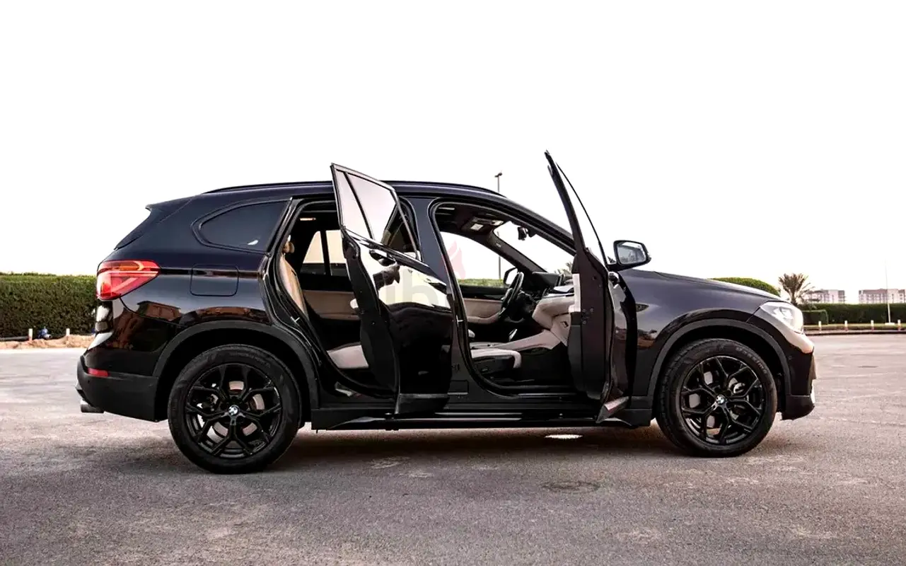 Hire 2021 BMW X1 in Al Quoz 4 photo 8