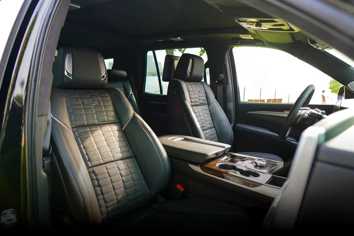 Rent 2025 Cadillac Escalade in Al Garhoud photo 5