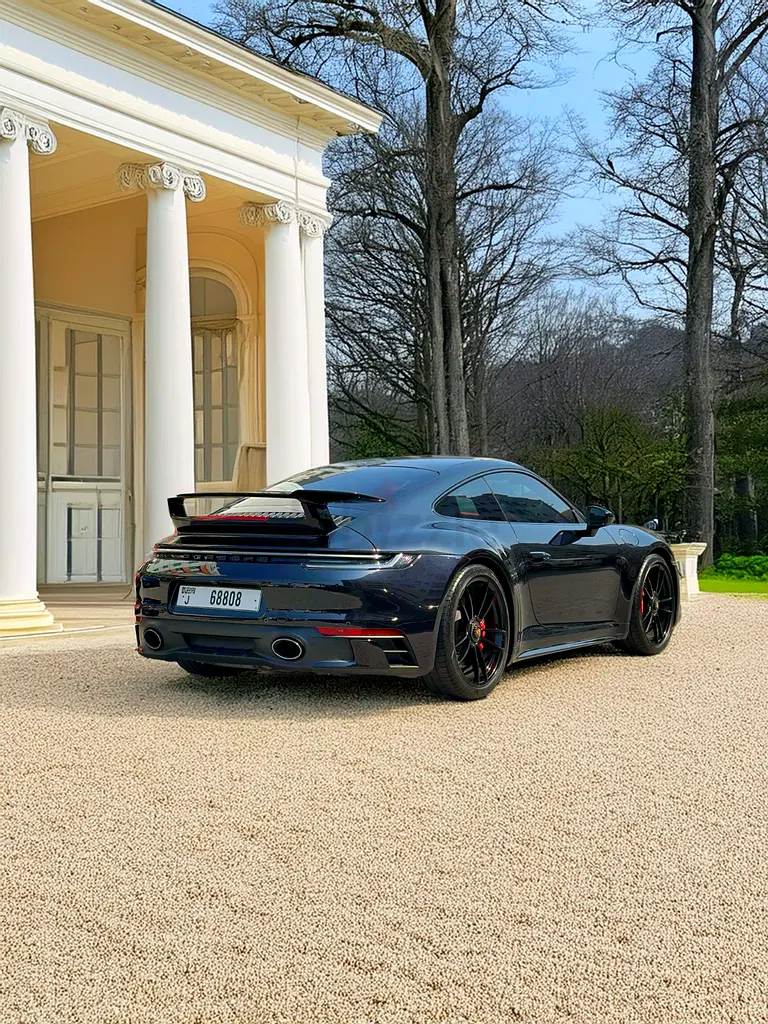 2022 Porsche 911 for Rent in Al Barsha 1 photo 6