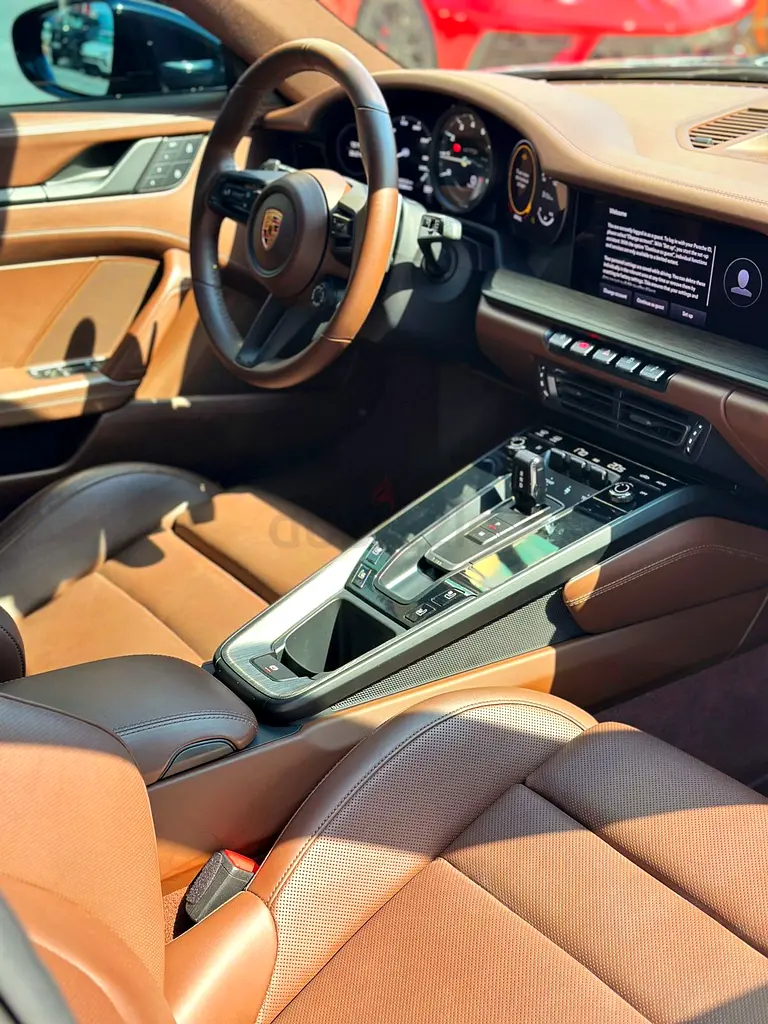 2022 Porsche 911 for Rent in Al Barsha 1 photo 7