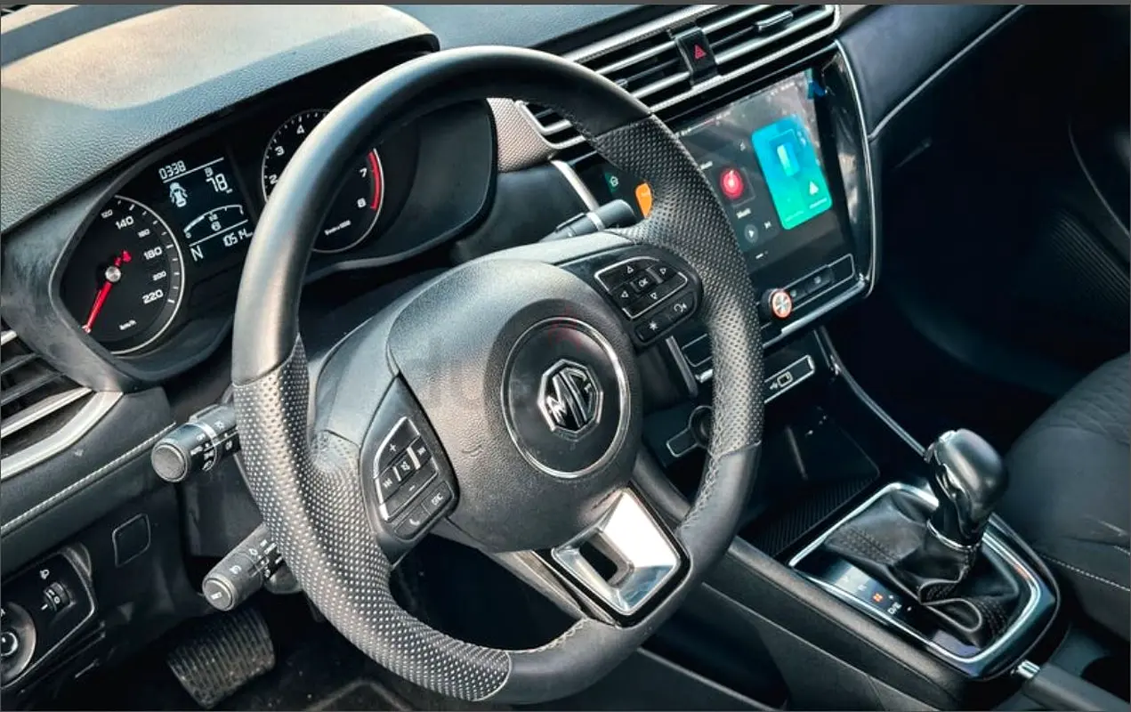2025 MG MG5 for Rent in Al Barsha 1 photo 4