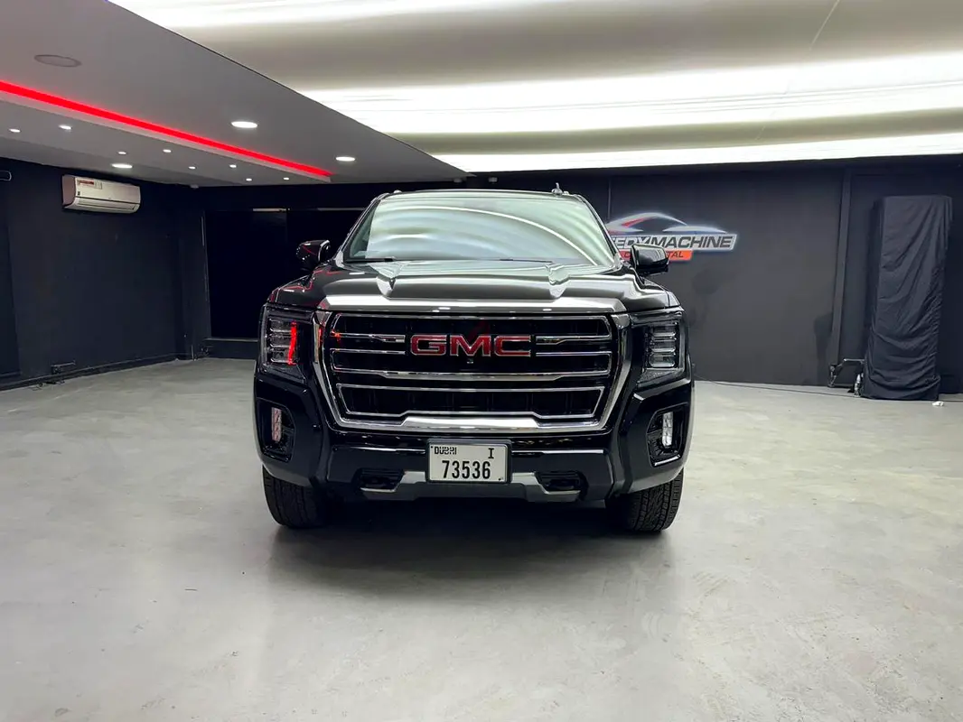 Hire 2024 GMC Yukon in Al Quoz 4 photo 3