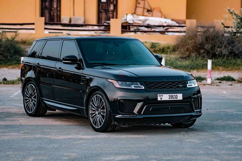 Hire 2022 Land Rover Range Rover Sport in Al Quoz 4 rental in Al Quoz 4, Dubai
