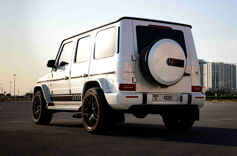 2019 Mercedes-Benz G-Class Rental in Al Quoz 4 photo 4
