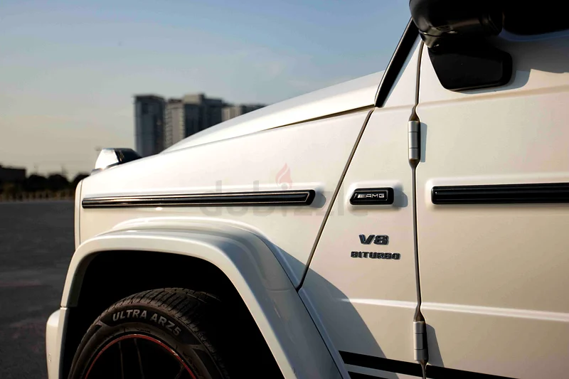 2019 Mercedes-Benz G-Class Rental in Al Quoz 4 photo 9