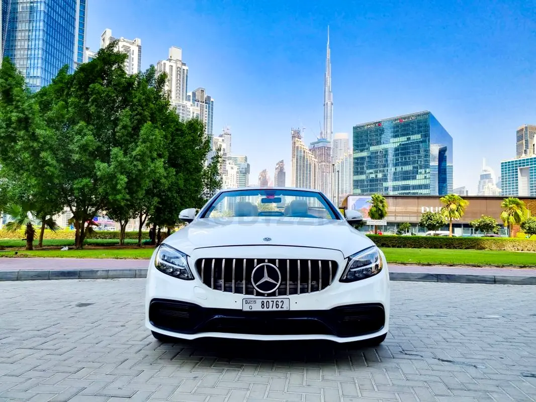 2021 Mercedes-Benz C-Class for Rent in Palm Jumeirah photo 2