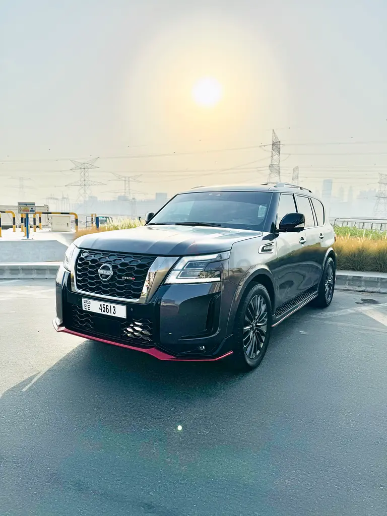 2024 Nissan Patrol for Rent in Oud Metha photo 3