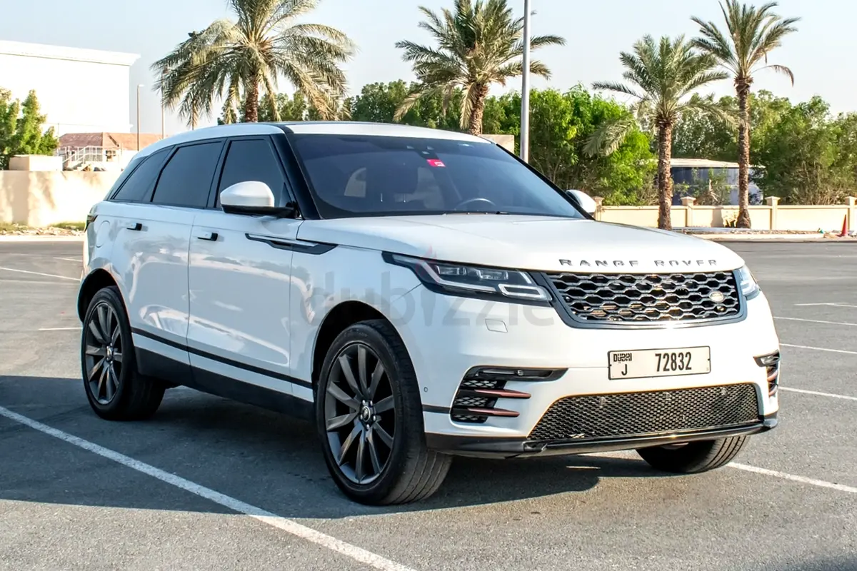 2021 Land Rover Range Rover Velar for Rent in Motor City photo 3