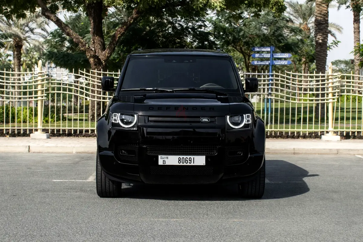 2025 Land Rover Defender for Rent in Motor City photo 2