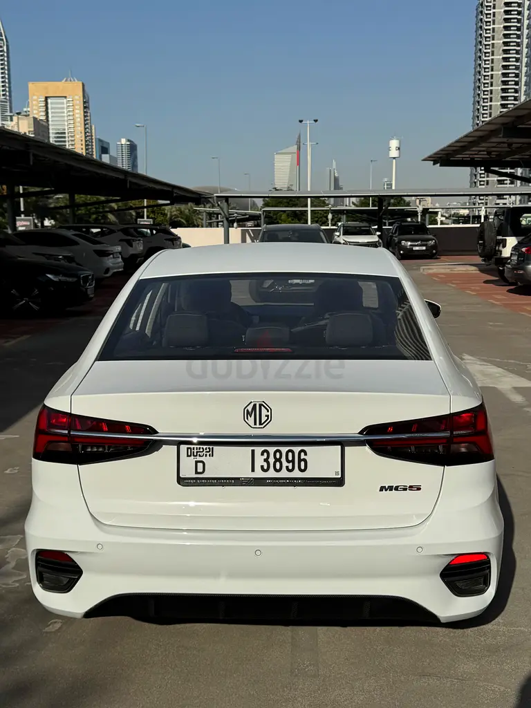 2025 MG MG5 for Rent in Azizi Riviera photo 3
