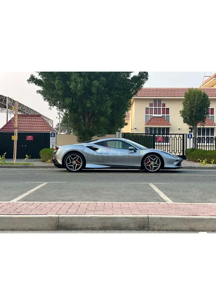 2022 Ferrari F8 Tributo for Rent in Al Barsha 1 photo 4