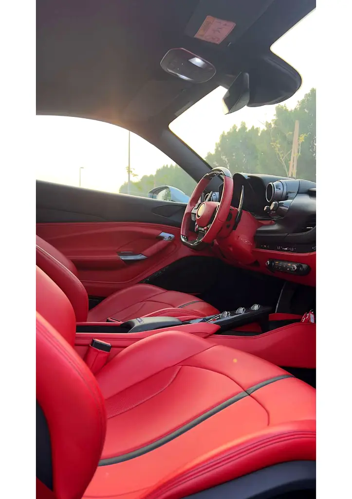 2022 Ferrari F8 Tributo for Rent in Al Barsha 1 photo 8