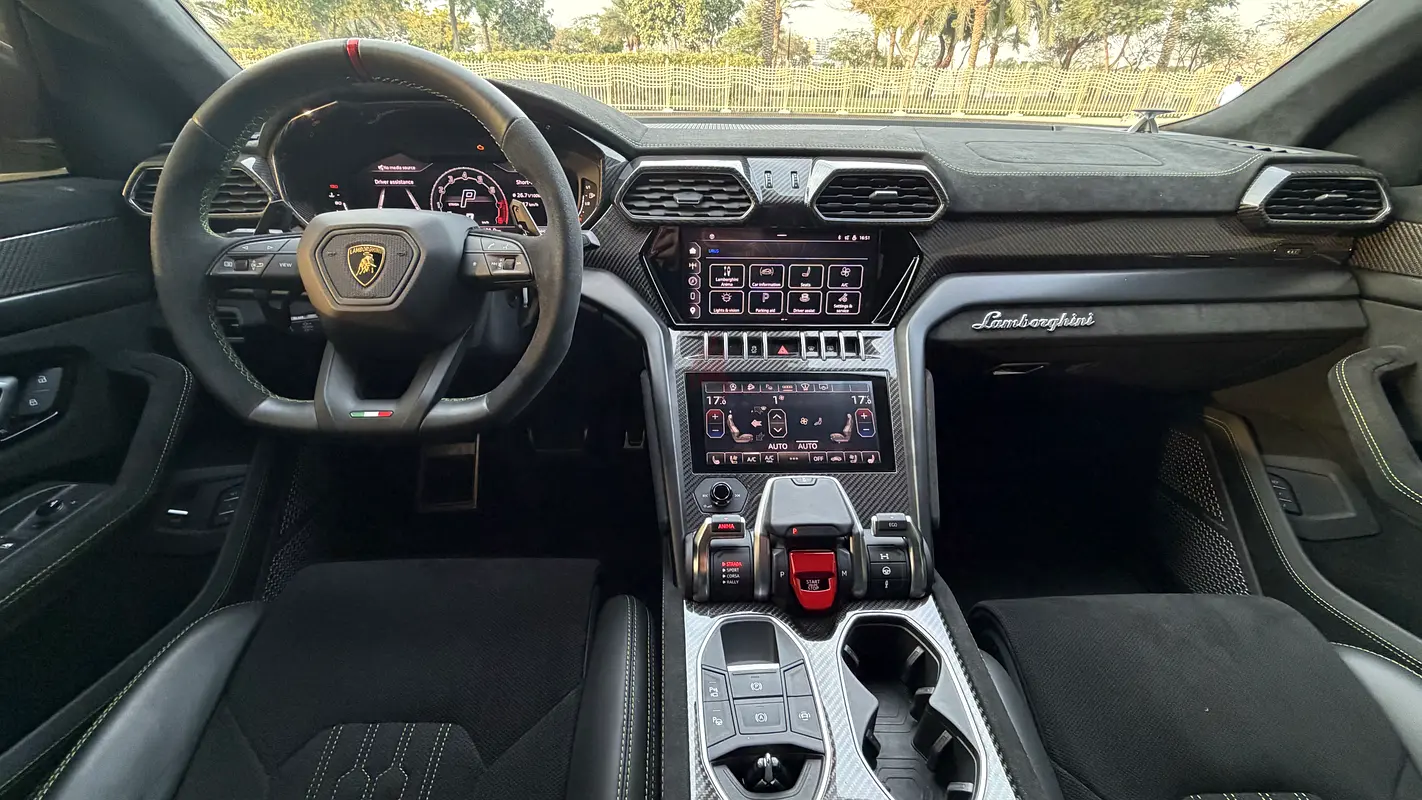 2024 Lamborghini Urus for Rent in Al Barsha 1 (Green) photo 5