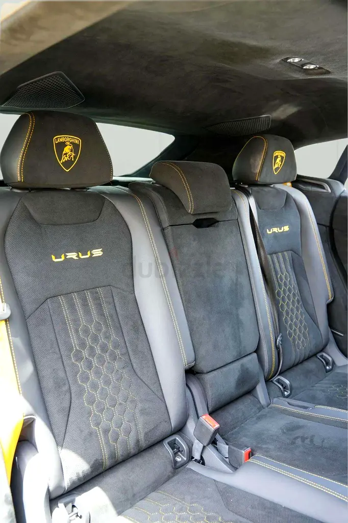 2024 Lamborghini Urus for Rent in Al Barsha 1 (Yellow) photo 6