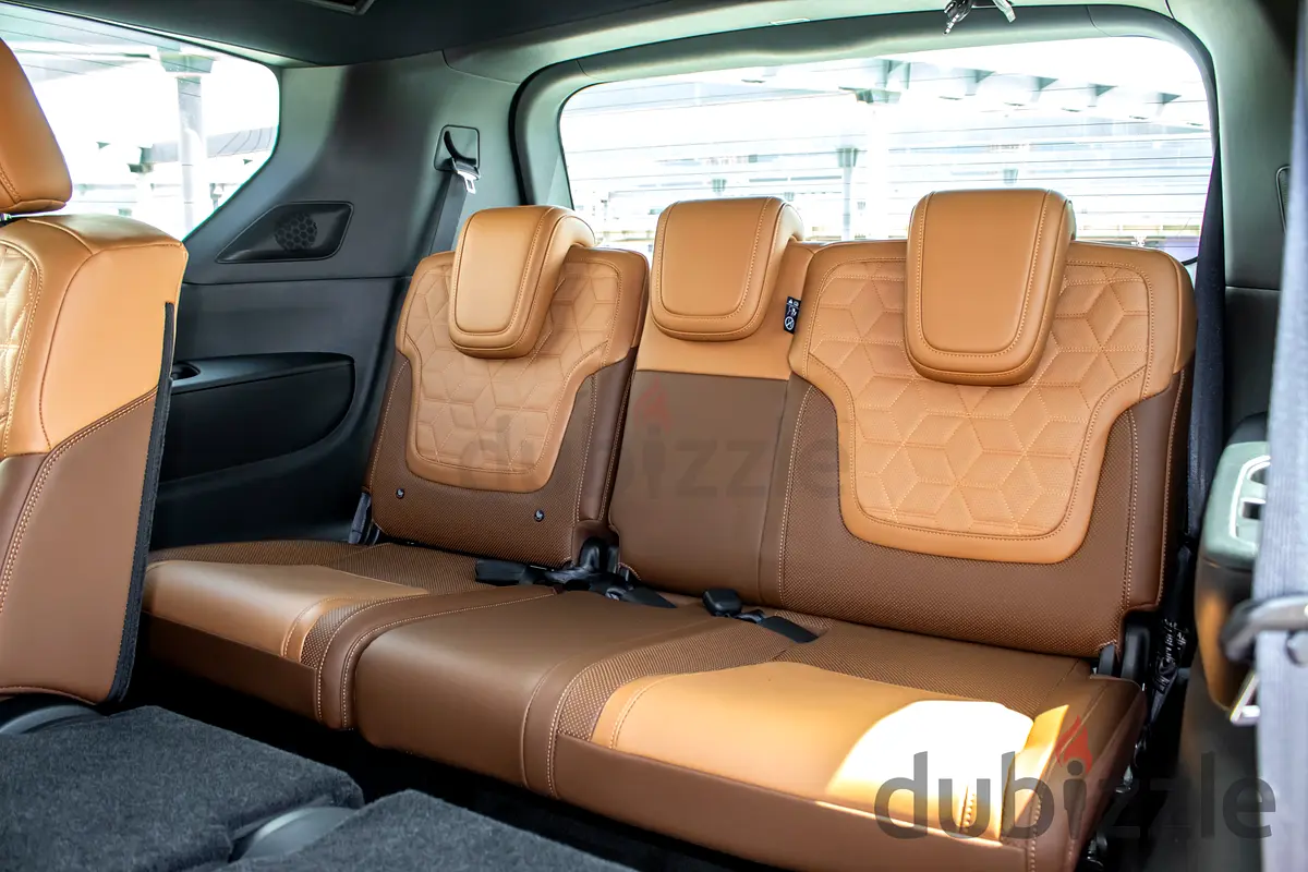 2025 Nissan Patrol for Rent in Al Quoz Industrial Area 2 photo 8