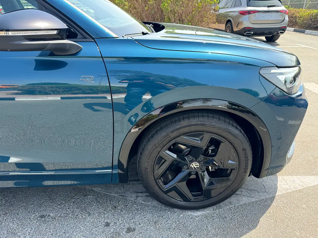 2025 Volkswagen Tiguan for Rent in Ras Al Khor Industrial 1 photo 7