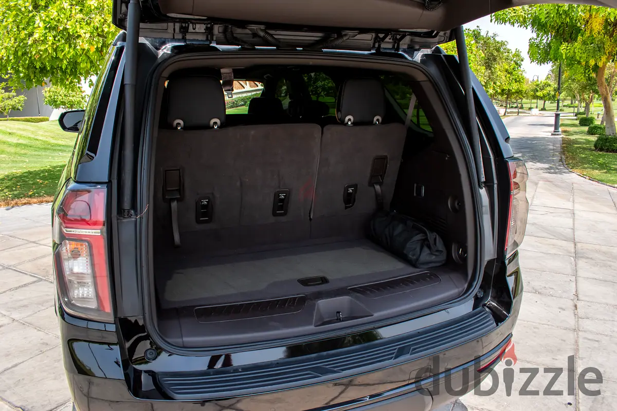 2023 Chevrolet Tahoe for Rent in Palm Jumeirah photo 8