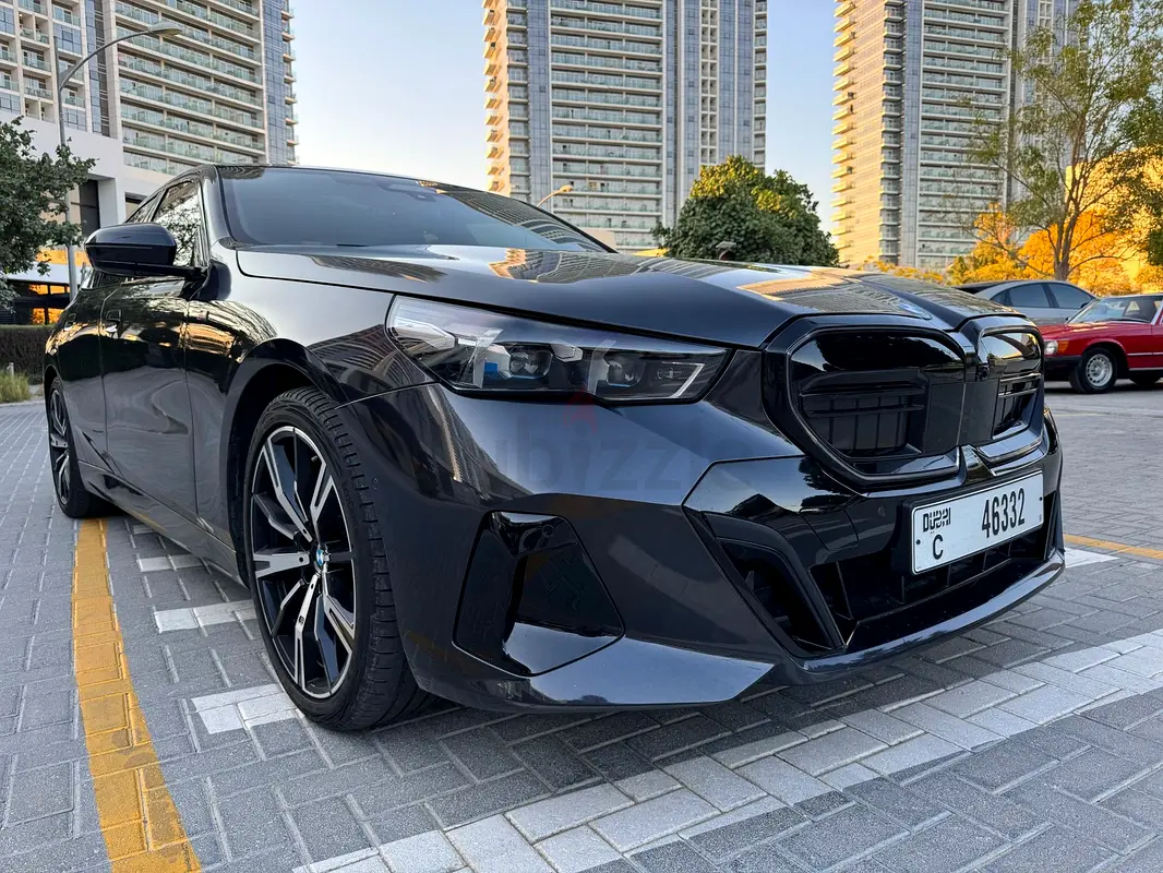2025 BMW 5-Series for Rent in Al Quoz 4 (Black, Automatic, 5 Seater, Speedy Machine) photo 9