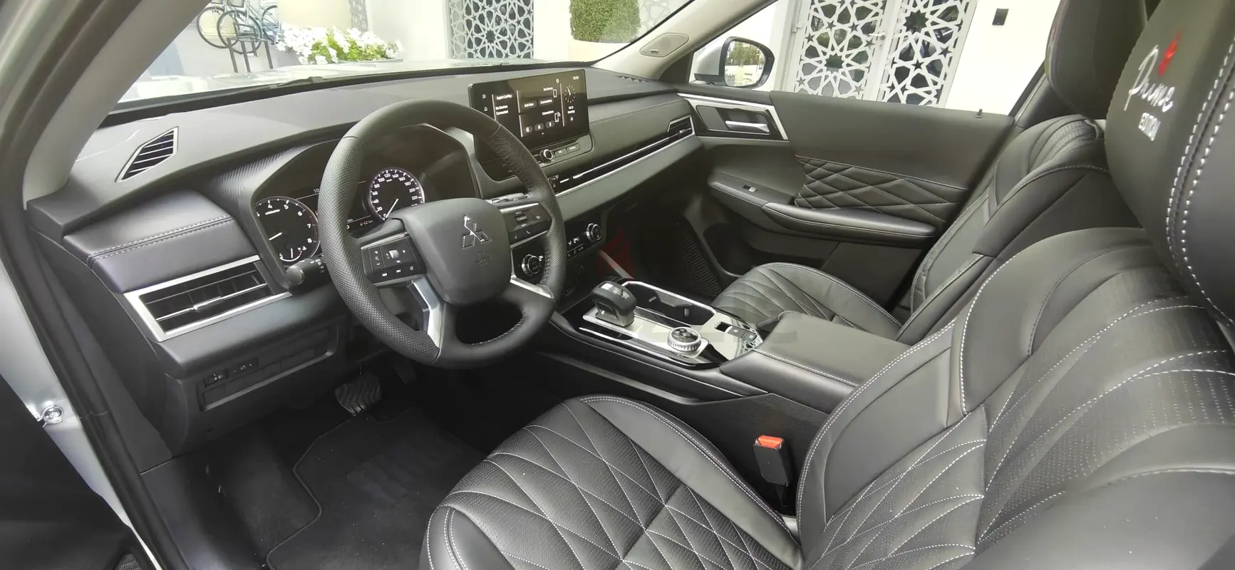 2026 Mitsubishi Outlander for Rent in Dubai Creek Harbour photo 5