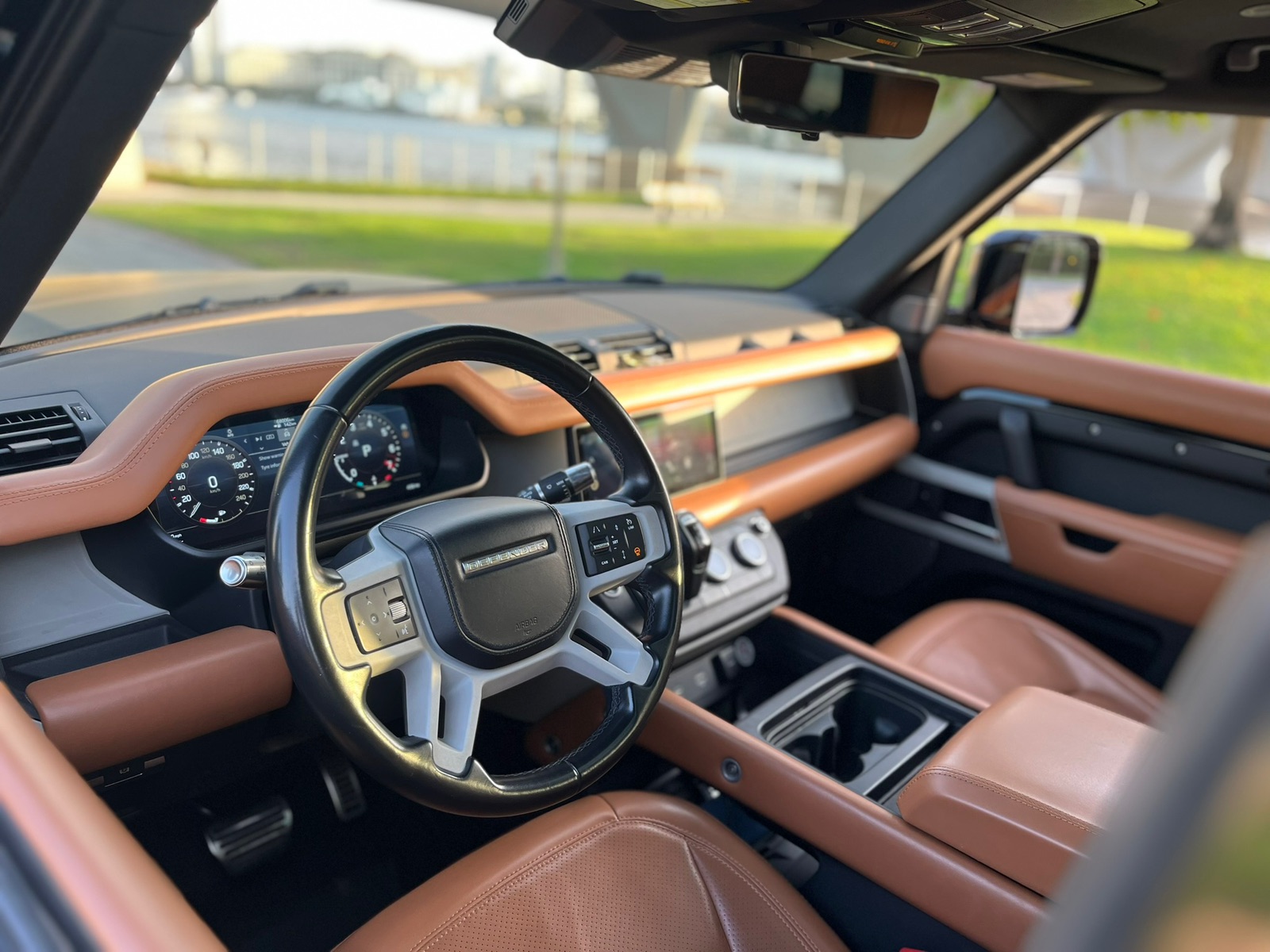 Hire 2022 Land Rover Defender 110 XS V6 in Dubai photo 6