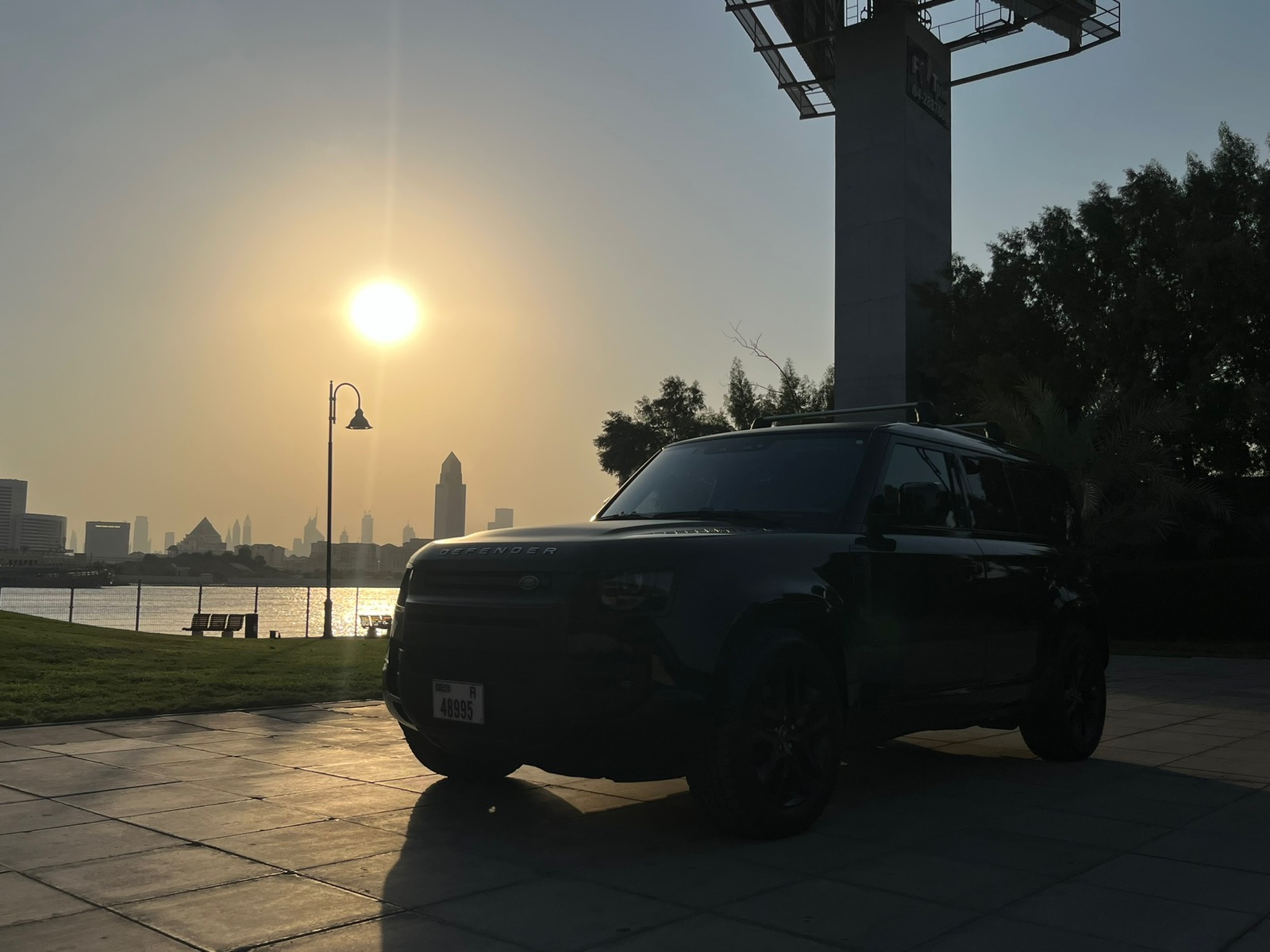 Hire 2022 Land Rover Defender 110 XS V6 in Dubai photo 10