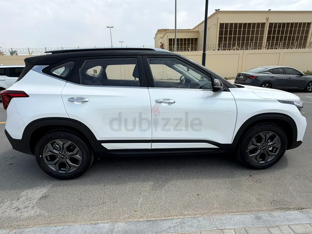 2025 Kia Seltos Rental in Business Bay — Rent Online with Drivaza photo 2