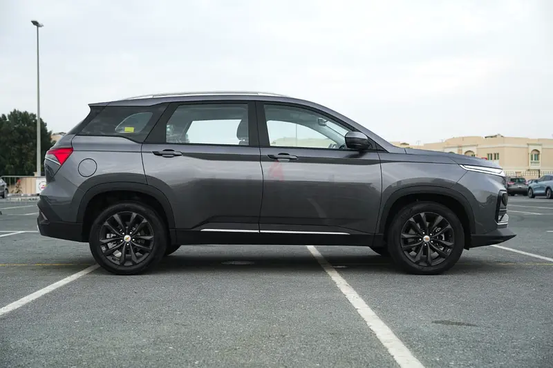 2025 Chevrolet Captiva for Rent in Sheikh Zayed Road photo 2