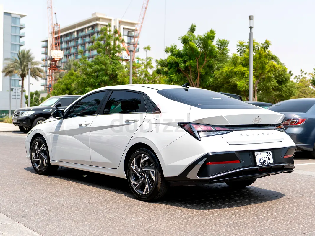 2025 Hyundai Elantra for Rent in Business Bay photo 2