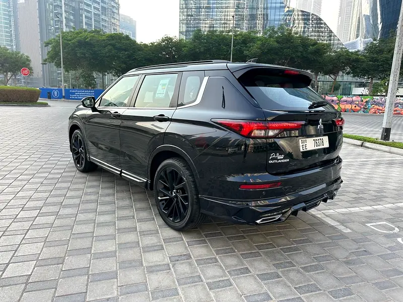 2025 Mitsubishi Outlander for Rent in Business Bay photo 3